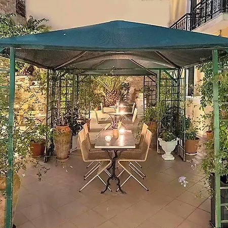 Palladion Hotel 3*