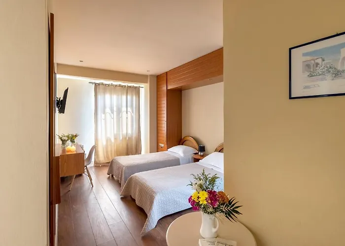 Palladion Otel Ermoupoli